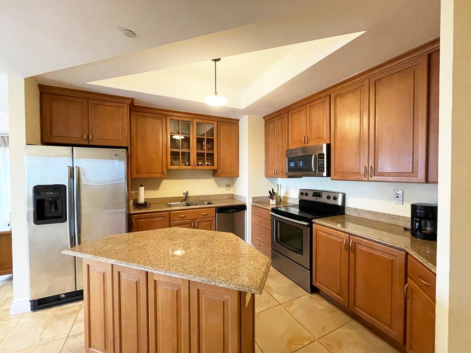 One Woodbrook Place  8A Photo