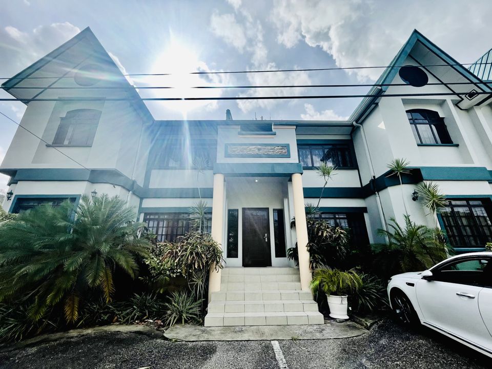 Breezy Hill Apartments 2 Photo