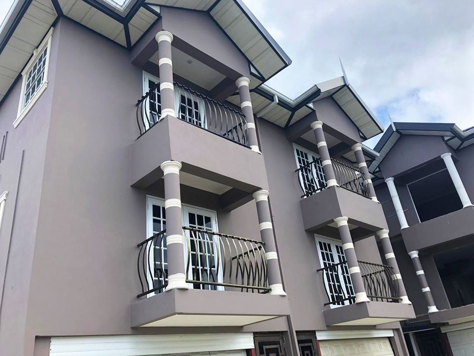 Montclair Heights, Unit 1D Photo