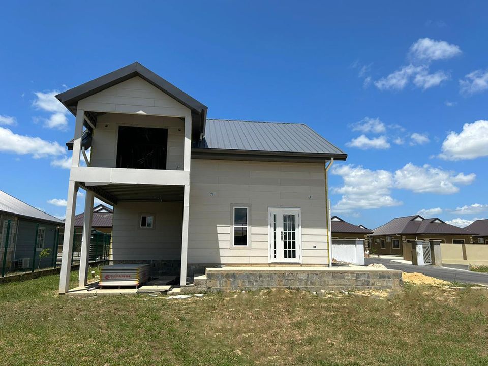 Welcome Estates - Lynx Unit Photo