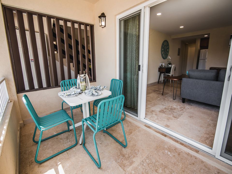 Lighthouse Look Apt 3 Photo