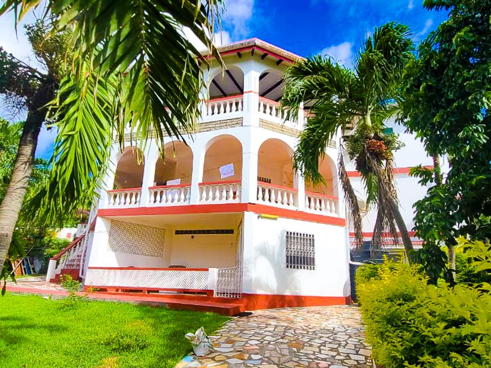 Hill Crest View - Apt 6 Photo