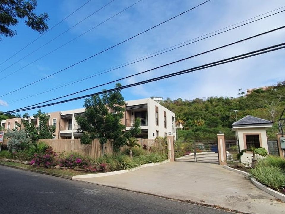 Lemongrass - 2 Bed top floor units Photo