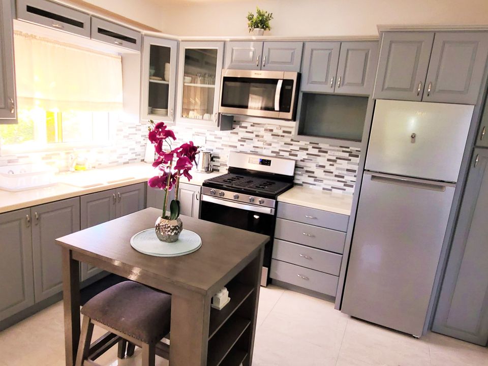 Red Door Palace Apt #2 Photo