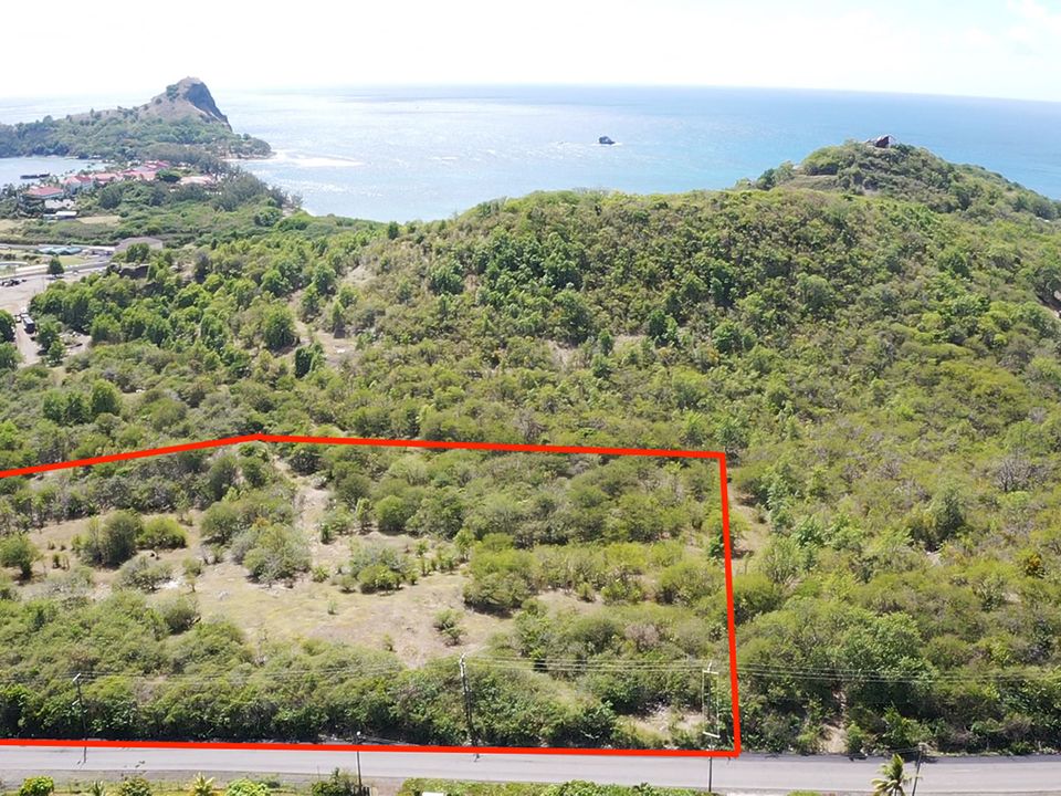 Pigeon Island Causeway Land Photo